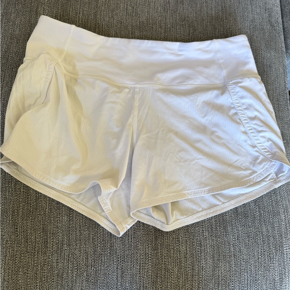 Lululemon Athletica run time shirts 3.5 inseam